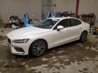 ✅ 2021 Volvo S60 Momentum • VIN: 7JRA22TK9MG080422 • Lot: 44343905. Listed on Copart with 56,481 mi. Free auction sales archive from the USA and detailed vehicle history report at DreamBid. Image 1.