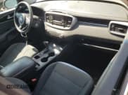 ✅ 2016 Kia Sorento LX • VIN: 5XYPGDA36GG038492 • Lot: 70763185. Listed on Copart with 143,867 mi. Free auction sales archive from the USA and detailed vehicle history report at DreamBid. Image 7.