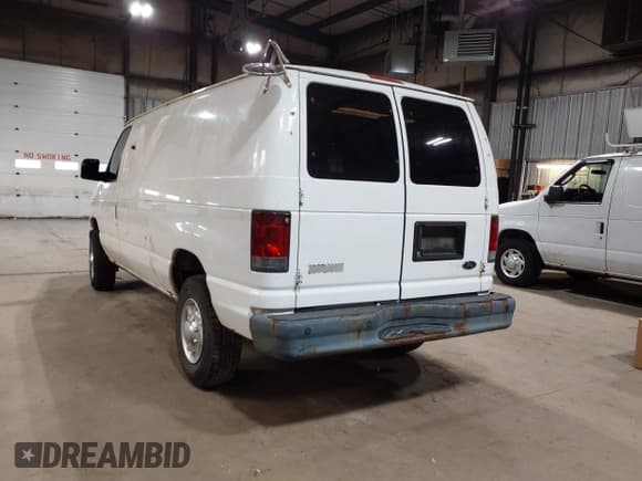 ✅ 2011 Ford Econoline Cargo Commercial • VIN: 1FTNE2EL1BDA18380 • Lot: 42647683. Listed on IAAI with 123,507 mi. Free auction sales archive from the USA and detailed vehicle history report at DreamBid. Image 3.