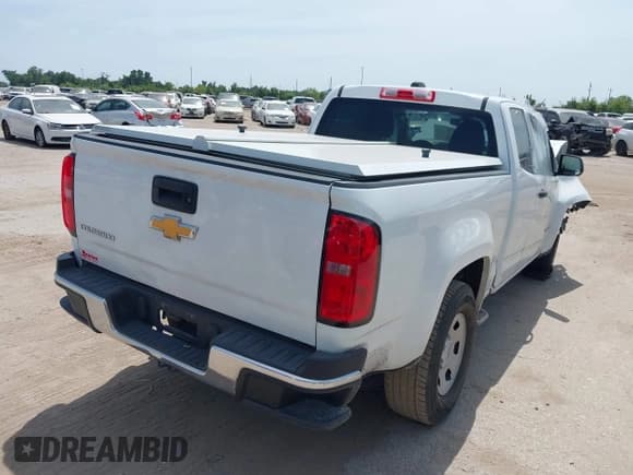 ✅ 2019 Chevrolet Colorado 2WD Work Truck • VIN: 1GCHSBEA4K1148157 • Lot: 42876798. Wystawiony na IAAI z przebiegiem 116 815 mil. Bezpłatny archiwum sprzedaży aukcyjnych z USA i szczegółowy raport historii pojazdu na DreamBid. Zdjęcie 4.