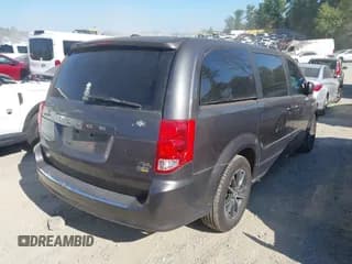 ✅ 2015 Dodge Grand Caravan R/T • VIN: 2C4RDGEG2FR612158 • Lot: 43181506. Wystawiony na IAAI z przebiegiem 132 970 mil. Bezpłatny archiwum sprzedaży aukcyjnych z USA i szczegółowy raport historii pojazdu na DreamBid. Zdjęcie 4.