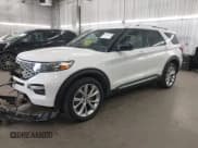 ✅ 2022 Ford Explorer Platinum • VIN: 1FM5K8HW7NNA10389 • Lot: 43598051. Wystawiony na IAAI z przebiegiem 53 841 mil. Bezpłatny archiwum sprzedaży aukcyjnych z USA i szczegółowy raport historii pojazdu na DreamBid. Zdjęcie 19.