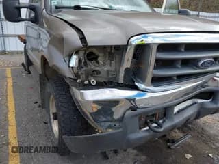 ✅ 2002 Ford F-250 XL • VIN: 1FTNX21LX2ED10555 • Lot: 43577797. Wystawiony na IAAI z przebiegiem 196 627 mil. Bezpłatny archiwum sprzedaży aukcyjnych z USA i szczegółowy raport historii pojazdu na DreamBid. Zdjęcie 6.