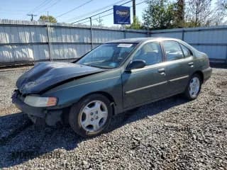 ✅ 2000 Nissan Altima XE • VIN: 1N4DL01D9YC184994 • Lot: 82639855. Wystawiony na Copart z przebiegiem 291 285 mil. Bezpłatny archiwum sprzedaży aukcyjnych z USA i szczegółowy raport historii pojazdu na DreamBid. Zdjęcie 1.