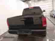 2005 Dodge 3500 SLT z VIN 3D7LS38C85G810265, wystawiony jako IAAI lot #41856058 z przebiegiem 164 027 mil mil oraz . Historia ofert i sprzedaży dostępna na DreamBid. Obrazek 16.