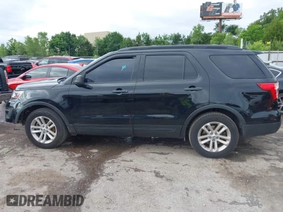 ✅ 2017 Ford Explorer • VIN: 1FM5K7B81HGC46985 • Лот: 42354823. Опубликован ранее на IAAI с пробегом 156 608 миль. Бесплатный доступ к архиву аукционных продаж из США и подробный отчёт об истории автомобиля на DreamBid. Изображение 14.