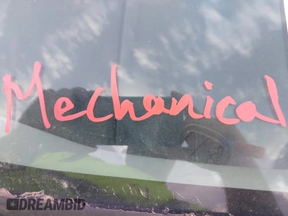 ✅ 2000 Chrysler Concorde LXi • VIN: 2C3HD36J8YH425454 • Lot: 41786488. Listed on IAAI with 217,275 mi. Free auction sales archive from the USA and detailed vehicle history report at DreamBid. Image 6.