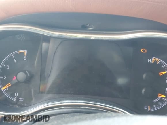 ✅ 2015 Jeep Grand Cherokee • VIN: 1C4RJEJM8FC674648 • Lot: 42785823. Listed on IAAI with 207,084 mi. Free auction sales archive from the USA and detailed vehicle history report at DreamBid. Image 15.