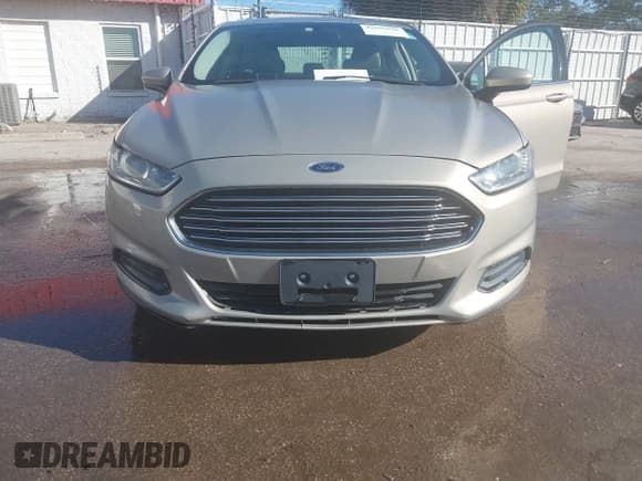 ✅ 2015 Ford Fusion S • VIN: 3FA6P0G7XFR217255 • Лот: 43695929. Опубликован ранее на IAAI с пробегом 225 185 миль. Бесплатный доступ к архиву аукционных продаж из США и подробный отчёт об истории автомобиля на DreamBid. Изображение 6.