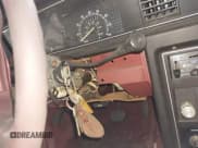 ✅ 1984 Ford Thunderbird • VIN: 1FABP4630EA111572 • Lot: 41569309. Listed on IAAI with 7,919 mi. Free auction sales archive from the USA and detailed vehicle history report at DreamBid. Image 11.