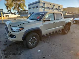 ✅ 2019 Toyota Tacoma SR5 • VIN: 3TMCZ5AN2KM254979 • Lot: 86633445. Wystawiony na Copart z przebiegiem 105 743 mil. Bezpłatny archiwum sprzedaży aukcyjnych z USA i szczegółowy raport historii pojazdu na DreamBid. Zdjęcie 1.