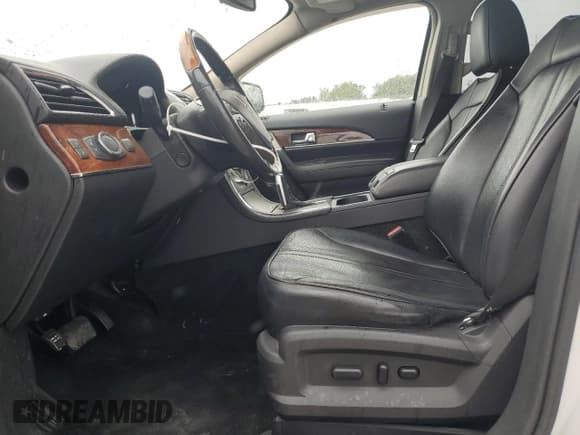 ✅ 2011 Lincoln MKX • VIN: 2LMDJ8JK9BBJ16795 • Лот: 70935765. Опубликован ранее на Copart с пробегом 139 367 миль. Бесплатный доступ к архиву аукционных продаж из США и подробный отчёт об истории автомобиля на DreamBid. Изображение 7.