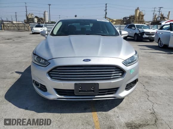 ✅ 2015 Ford Fusion Titanium • VIN: 3FA6P0SU6FR284402 • Lot: 68951785. Listed on Copart with 117,218 mi. Free auction sales archive from the USA and detailed vehicle history report at DreamBid. Image 5.