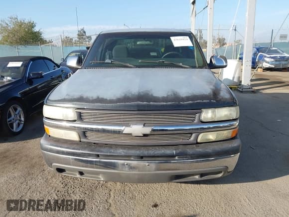 ✅ 2002 Chevrolet Silverado 1500 LS • VIN: 2GCEC19V721222110 • Лот: 43610414. Опубликован ранее на IAAI с пробегом 182 375 миль. Бесплатный доступ к архиву аукционных продаж из США и подробный отчёт об истории автомобиля на DreamBid. Изображение 12.