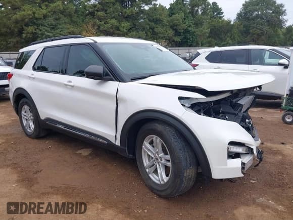 ✅ 2022 Ford Explorer XLT • VIN: 1FMSK7DH0NGA34445 • Lot: 40194896. Wystawiony na IAAI z przebiegiem 21 625 mil. Bezpłatny archiwum sprzedaży aukcyjnych z USA i szczegółowy raport historii pojazdu na DreamBid. Zdjęcie 1.