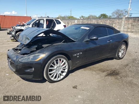 ✅ 2011 Maserati GranTurismo • VIN: ZAM45KMA7B0058588 • Лот: 47044555. Опубликован ранее на Copart с пробегом 53 051 миль. Бесплатный доступ к архиву аукционных продаж из США и подробный отчёт об истории автомобиля на DreamBid. Изображение 1.