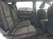 ✅ 2017 Nissan Rogue SL • VIN: JN8AT2MV5HW002613 • Lot: 95401075. Wystawiony na Copart z przebiegiem 104 445 mil. Bezpłatny archiwum sprzedaży aukcyjnych z USA i szczegółowy raport historii pojazdu na DreamBid. Zdjęcie 10.