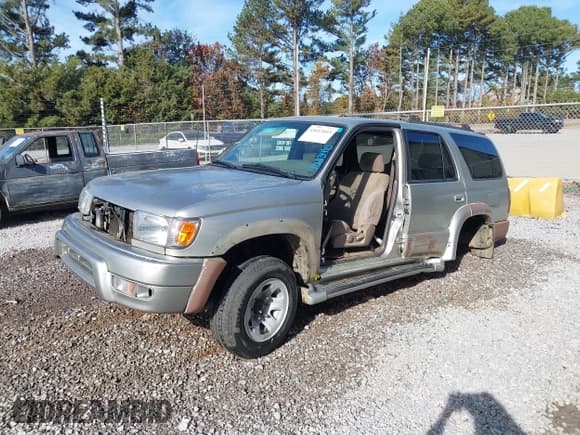 ✅ 1999 Toyota 4Runner Limited • VIN: JT3HN87R5X0236763 • Lot: 43613415. Wystawiony na IAAI z przebiegiem 292 059 mil. Bezpłatny archiwum sprzedaży aukcyjnych z USA i szczegółowy raport historii pojazdu na DreamBid. Zdjęcie 6.
