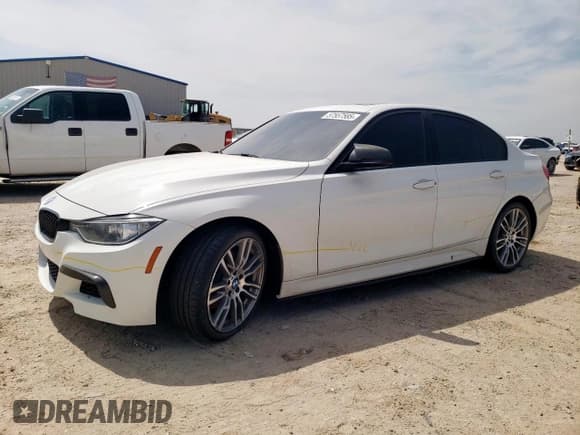 ✅ 2013 BMW 3 Series 335i • VIN: WBA3A9C52DF475042 • Lot: 57557585. Listed on Copart with 106,322 mi. Free auction sales archive from the USA and detailed vehicle history report at DreamBid. Image 1.