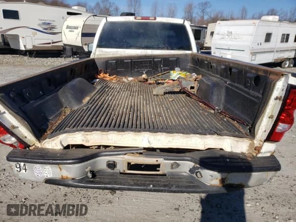 ✅ 2005 Chevrolet Silverado 2500HD Work Truck • VIN: 1GCHC24U65E216268 • Лот: 41770685. Опубликован ранее на Copart с пробегом 169 717 миль. Бесплатный доступ к архиву аукционных продаж из США и подробный отчёт об истории автомобиля на DreamBid. Изображение 10.