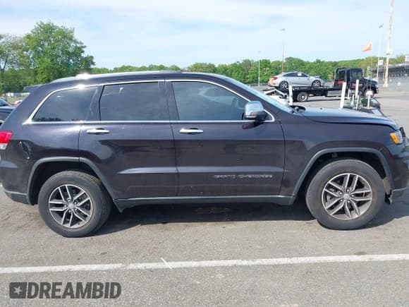 ✅ 2018 Jeep Grand Cherokee Limited • VIN: 1C4RJFBG1JC270422 • Lot: 42253598. Listed on IAAI with 53,730 mi. Free auction sales archive from the USA and detailed vehicle history report at DreamBid. Image 13.