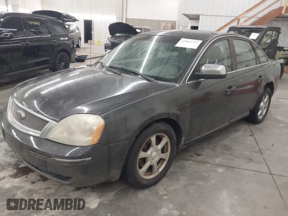 ✅ 2007 Ford Five Hundred Limited • VIN: 1FAFP25157G103750 • Lot: 43903737. Listed on IAAI with 256,656 mi. Free auction sales archive from the USA and detailed vehicle history report at DreamBid. Image 2.