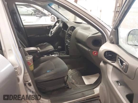 2003 Hyundai Santa Fe GLS с VIN KM8SC73D83U428723, выставлен на аукционе IAAI как лот 41305370 с пробегом 244 579 миль миль и . История ставок и продаж доступна на DreamBid. Изображение 5.