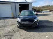 ✅ 2018 Ford Escape SE • VIN: 1FMCU9GD5JUD35033 • Lot: 92386285. Wystawiony na Copart z przebiegiem 106 445 mil. Bezpłatny archiwum sprzedaży aukcyjnych z USA i szczegółowy raport historii pojazdu na DreamBid. Zdjęcie 14.