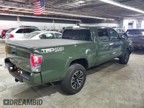 ✅ 2021 Toyota Tacoma TRD Sport • VIN: 3TMDZ5BN2MM118454 • Lot: 81945555. Listed on Copart with 47,127 mi. Free auction sales archive from the USA and detailed vehicle history report at DreamBid. Image 3.