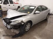 ✅ 2013 Mazda 6 i Sport • VIN: 1YVHZ8BH9D5M13919 • Lot: 41712211. Wystawiony na IAAI z przebiegiem 123 213 mil. Bezpłatny archiwum sprzedaży aukcyjnych z USA i szczegółowy raport historii pojazdu na DreamBid. Zdjęcie 18.