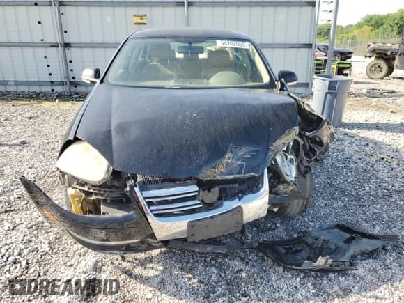 ✅ 2006 Volkswagen Jetta • VIN: 3VWRG81K46M727677 • Lot: 54702005. Listed on Copart with 163,580 mi. Free auction sales archive from the USA and detailed vehicle history report at DreamBid. Image 5.