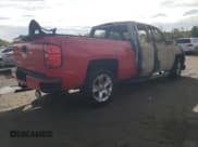 ✅ 2018 Chevrolet Silverado 1500 Custom • VIN: 1GCVKPECXJZ340555 • Lot: 84000965. Wystawiony na Copart z przebiegiem Nie podano. Bezpłatny archiwum sprzedaży aukcyjnych z USA i szczegółowy raport historii pojazdu na DreamBid. Zdjęcie 3.