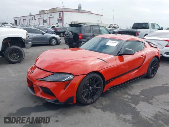 ✅ 2024 Toyota Supra 3.0 • VIN: WZ1DB0G0XRW064723 • Lot: 42343939. Listed on IAAI with 9,374 mi. Free auction sales archive from the USA and detailed vehicle history report at DreamBid. Image 18.
