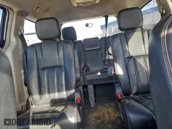 ✅ 2014 Chrysler Town & Country Touring • VIN: 2C4RC1BG9ER383495 • Lot: 94186955. Wystawiony na Copart z przebiegiem 191 376 mil. Bezpłatny archiwum sprzedaży aukcyjnych z USA i szczegółowy raport historii pojazdu na DreamBid. Zdjęcie 10.