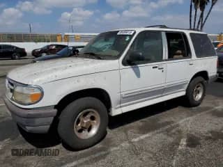 1997 Ford Explorer XL z VIN 1FMDU32E3VZB77947, wystawiony jako Copart lot #80499815 z przebiegiem 168 017 mil mil oraz Szkoda całkowita • Salvage title. Historia ofert i sprzedaży dostępna na DreamBid. Obrazek 1.