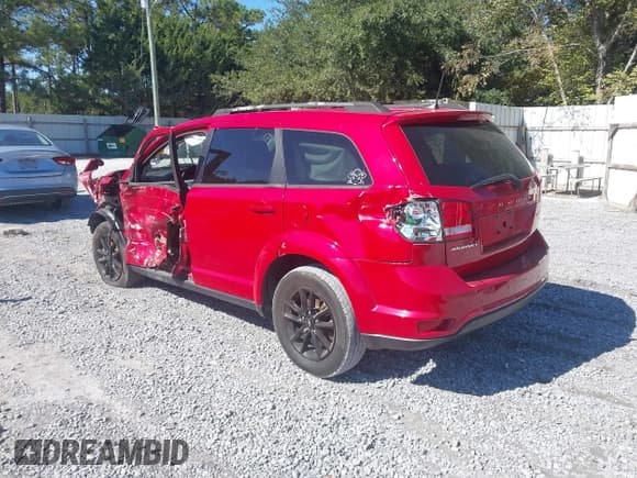 ✅ 2019 Dodge Journey SE • VIN: 3C4PDCBB8KT860365 • Lot: 43551091. Wystawiony na IAAI z przebiegiem 111 769 mil. Bezpłatny archiwum sprzedaży aukcyjnych z USA i szczegółowy raport historii pojazdu na DreamBid. Zdjęcie 3.