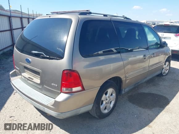 ✅ 2004 Ford Freestar SES • VIN: 2FMZA57634BB24856 • Лот: 43134084. Опубликован ранее на IAAI с пробегом 224 314 миль. Бесплатный доступ к архиву аукционных продаж из США и подробный отчёт об истории автомобиля на DreamBid. Изображение 4.