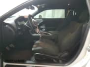 ✅ 2016 Dodge Challenger R/T Scat Pack • VIN: 2C3CDZFJ5GH158298 • Lot: 64873004. Wystawiony na Copart z przebiegiem 49 588 mil. Bezpłatny archiwum sprzedaży aukcyjnych z USA i szczegółowy raport historii pojazdu na DreamBid. Zdjęcie 7.