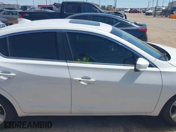 ✅ 2015 Acura ILX Premium • VIN: 19VDE1F50FE006367 • Lot: 43313791. Wystawiony na IAAI z przebiegiem 147 902 mil. Bezpłatny archiwum sprzedaży aukcyjnych z USA i szczegółowy raport historii pojazdu na DreamBid. Zdjęcie 13.