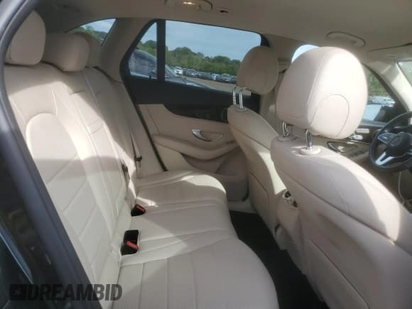 ✅ 2021 Mercedes-Benz GLC 300 • VIN: W1N0G8EB3MF960297 • Lot: 80523695. Listed on Copart with 41,009 mi. Free auction sales archive from the USA and detailed vehicle history report at DreamBid. Image 10.