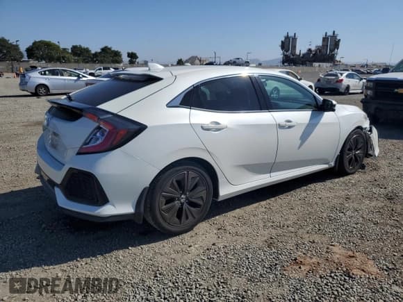 ✅ 2018 Honda Civic EX • VIN: SHHFK7H55JU421470 • Lot: 89736725. Wystawiony na Copart z przebiegiem 81 758 mil. Bezpłatny archiwum sprzedaży aukcyjnych z USA i szczegółowy raport historii pojazdu na DreamBid. Zdjęcie 3.