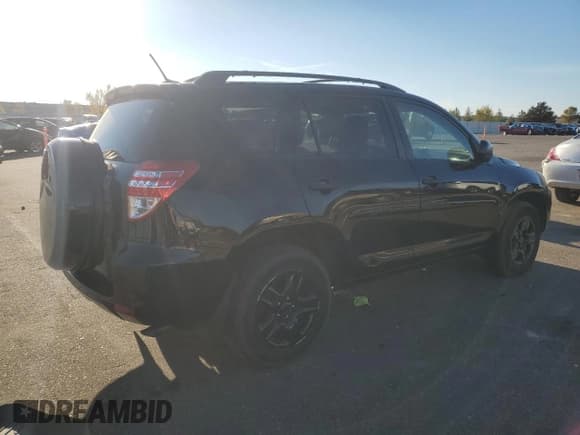 ✅ 2010 Toyota RAV4 • VIN: JTMBF4DV3A5032336 • Лот: 91423425. Опубликован ранее на Copart с пробегом 167 914 миль. Бесплатный доступ к архиву аукционных продаж из США и подробный отчёт об истории автомобиля на DreamBid. Изображение 3.