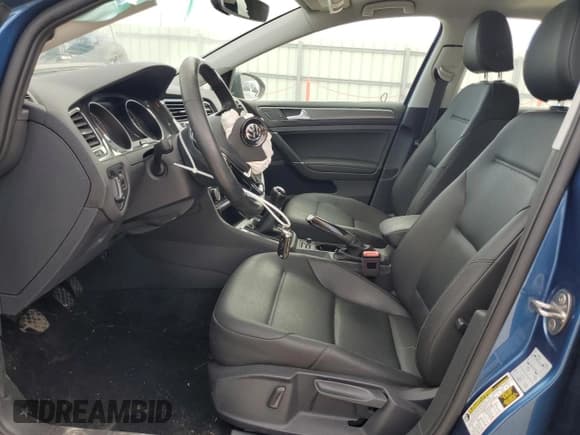 ✅ 2019 Volkswagen Golf S • VIN: 3VWW57AU5KM013314 • Lot: 82606784. Listed on Copart with 41,320 mi. Free auction sales archive from the USA and detailed vehicle history report at DreamBid. Image 7.