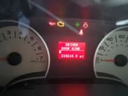 ✅ 2010 Ford Explorer Limited • VIN: 1FMEU6FE1AUA35149 • Lot: 85705104. Wystawiony na Copart z przebiegiem 219 210 mil. Bezpłatny archiwum sprzedaży aukcyjnych z USA i szczegółowy raport historii pojazdu na DreamBid. Zdjęcie 9.