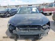 ✅ 2013 Audi A8 4.0L • VIN: WAUR2AFD7DN020673 • Lot: 43306801. Wystawiony na IAAI z przebiegiem 134 121 mil. Bezpłatny archiwum sprzedaży aukcyjnych z USA i szczegółowy raport historii pojazdu na DreamBid. Zdjęcie 13.