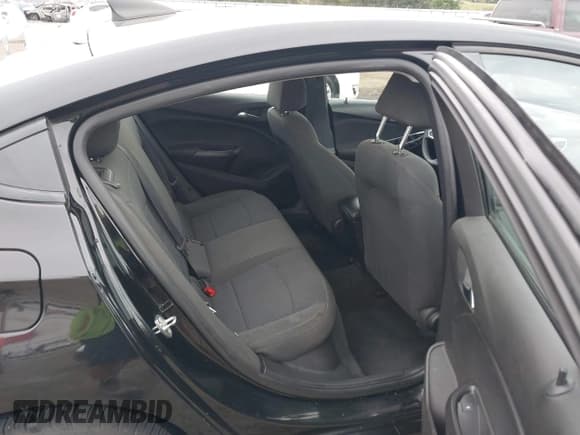 ✅ 2018 Chevrolet Cruze LS • VIN: 1G1BB5SM4J7116996 • Lot: 43534133. Listed on IAAI with 204,194 mi. Free auction sales archive from the USA and detailed vehicle history report at DreamBid. Image 8.