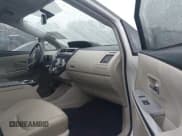 ✅ 2017 Toyota Prius Two • VIN: JTDZN3EU0HJ059027 • Lot: 41558868. Listed on IAAI with 215,604 mi. Free auction sales archive from the USA and detailed vehicle history report at DreamBid. Image 5.