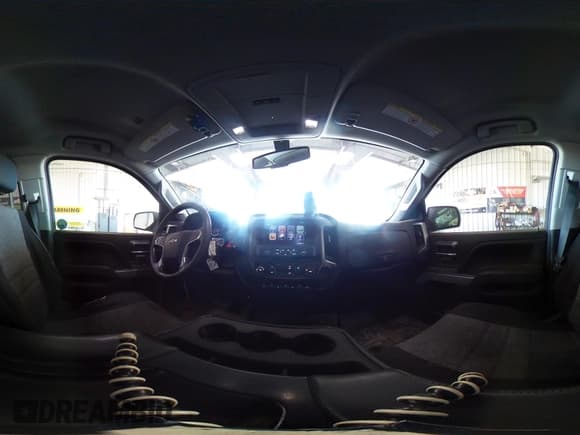 ✅ 2019 Chevrolet Silverado 2500HD LT • VIN: 1GC1KSEG3KF137272 • Lot: 39880414. Wystawiony na IAAI z przebiegiem 158 275 mil. Bezpłatny archiwum sprzedaży aukcyjnych z USA i szczegółowy raport historii pojazdu na DreamBid. Zdjęcie 19.