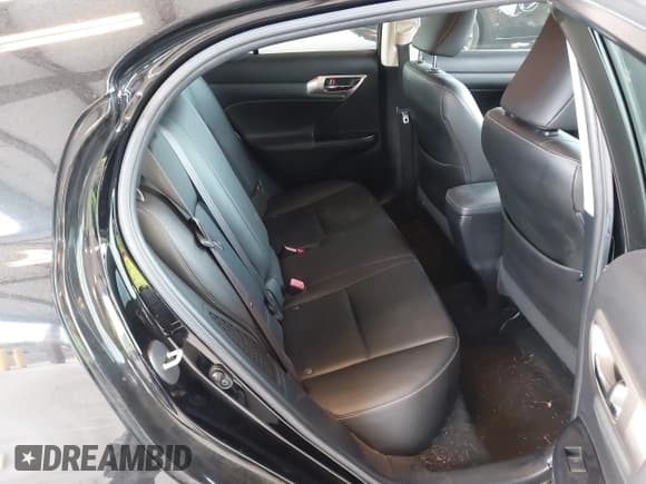 ✅ 2015 Lexus CT 200h • VIN: JTHKD5BH4F2235106 • Lot: 43492365. Wystawiony na IAAI z przebiegiem 80 185 mil. Bezpłatny archiwum sprzedaży aukcyjnych z USA i szczegółowy raport historii pojazdu na DreamBid. Zdjęcie 8.