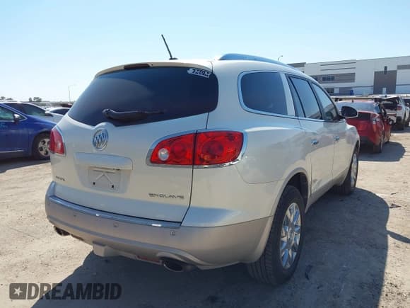 ✅ 2012 Buick Enclave Leather • VIN: 5GAKRCED1CJ154454 • Lot: 43323536. Wystawiony na IAAI z przebiegiem 135 780 mil. Bezpłatny archiwum sprzedaży aukcyjnych z USA i szczegółowy raport historii pojazdu na DreamBid. Zdjęcie 4.